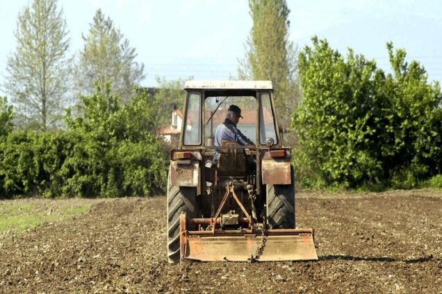 Αγρότες-Κτηνοτρόφοι: O χάρτης των εκκρεμών πληρωμών έως τα τέλη του έτους