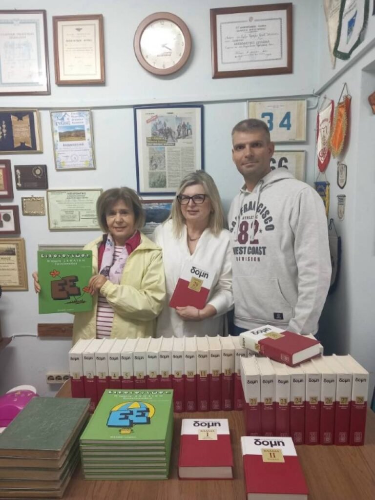 E5f36df8d788968df3cad05ed97d2628 L 768x1024