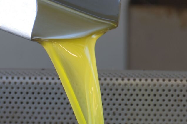 still1201 00003 636x424