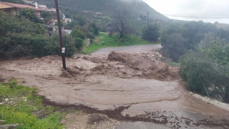 Επιτροπή ελέγχου ζημιών από τα καιρικά φαινόμενα Bf7ca28a3a755bfc4d0f734b4f4fd301 L