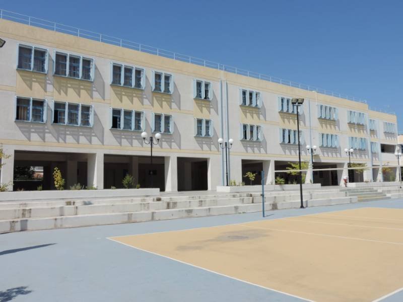 Ακόμα πιο δύσκολη η μεταφορά μαθητών στο Μουσικό Σχολείο Καλαμάτας: Eυθύνες στην Περιφέρεια επιρρίπτει η Ενωση συλλόγων γονέων Καλαμάτας da22ec8fddcd0c7ab703e66f5571d5e0 l