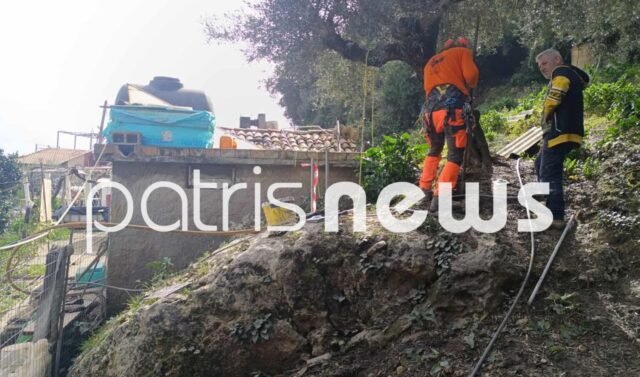 Στην Ηλεία ο Ε. Λέκκας και κλιμάκια της ΕΑΓΜΕ για τις κατολισθήσεις σε Κατάκολο, Αλφειούσα, Πηνεία και Ζαχάρω vraxos2 1 1536x905 1 640x377